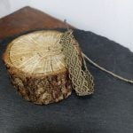 Χειροποίητο macrame βραχιόλι σε χρώμα χακί, με κερωμένη κλωστή