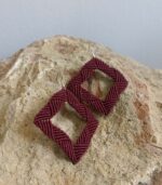 Χειροποίητα macrame τετράγωνα σκουλαρίκια σε κόκκινο χρώμα