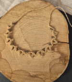 Leaf macrame beige necklace - Image 2