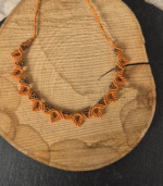 Leaf macrame orange necklace - Image 2